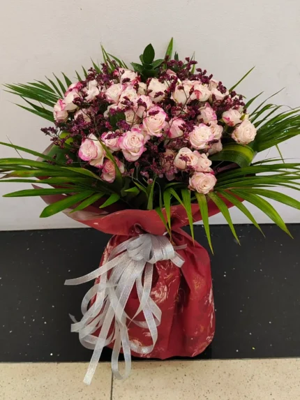 Fresh red rose bouquet